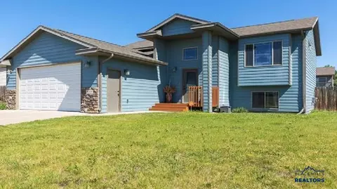 480 Sovereignty Ln, Box Elder, SD 57719