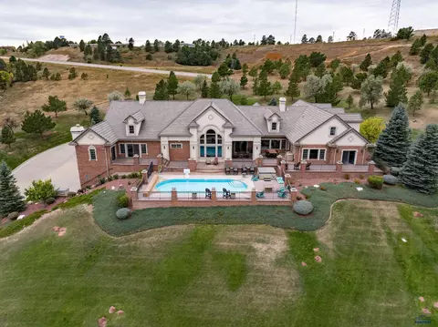 1334 Alta Vista Dr, Rapid City, SD 57701
