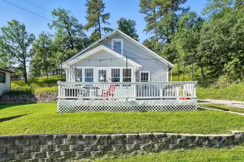 47 Highland Ave, Deadwood, SD 57732