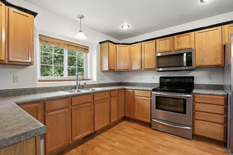 571 Plover Dr, Box Elder, SD 57719 photo 3