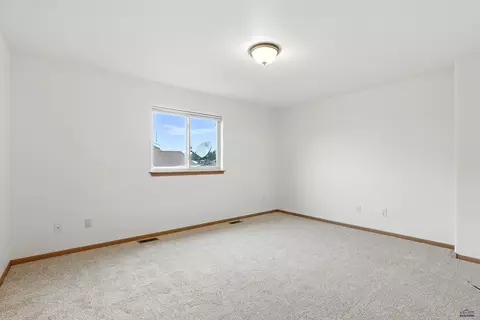 571 Plover Dr, Box Elder, SD 57719 photo 16