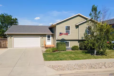 5256 Savannah St, Rapid City, SD 57703