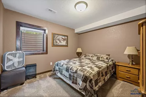 Bedroom - 21156 Lost Camp Trl, Lead, SD 57754 photo 4 of 5
