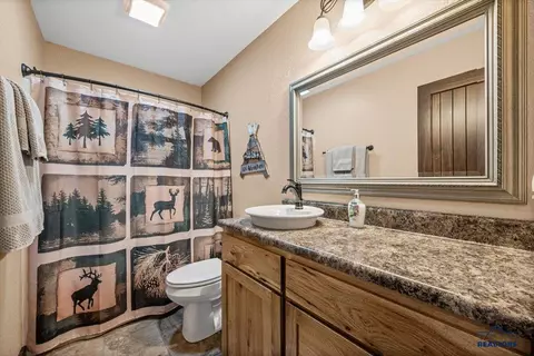 Bath - 21156 Lost Camp Trl, Lead, SD 57754 photo 1 of 2