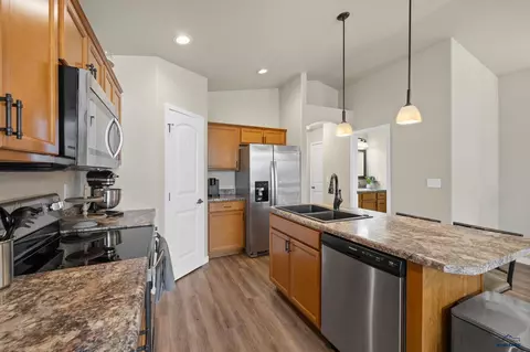641 Liberty Park Dr, Box Elder, SD 57719 photo 5