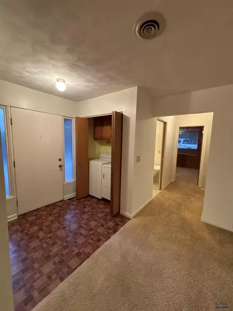 Entry Way - 6701 Ridgeview Dr, Black Hawk, SD 57718 photo 1 of 1