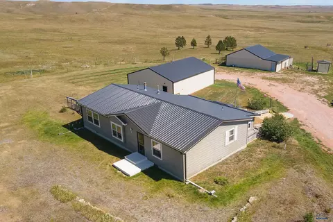 14047 Paha Sapa Dr, Hermosa, SD 57744