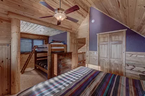 Bedroom - 21172 High Ridge Trl, Lead, SD 57754 photo 4 of 11
