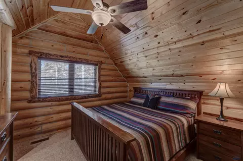 Bedroom - 21172 High Ridge Trl, Lead, SD 57754 photo 7 of 11