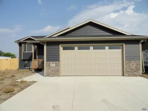 4032 Altor Ln, Rapid City, SD 57703