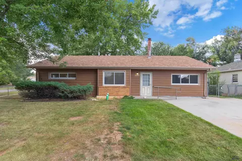 1645 Evergreen Dr, Rapid City, SD 57702