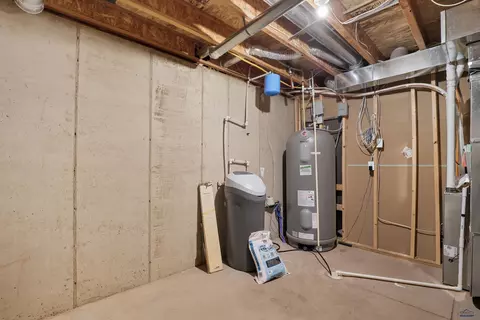513 Pride Ct, Box Elder, SD 57719 photo 30