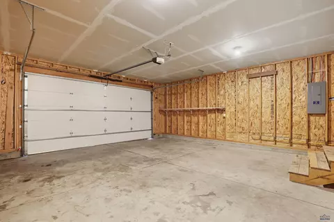 513 Pride Ct, Box Elder, SD 57719 photo 29
