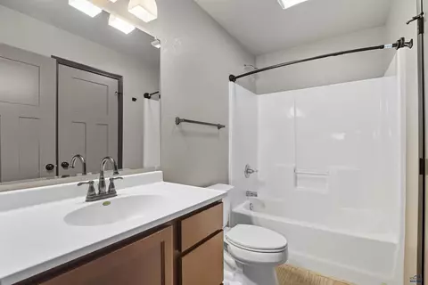 513 Pride Ct, Box Elder, SD 57719 photo 18