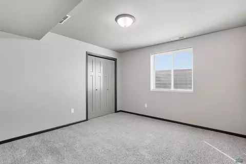 513 Pride Ct, Box Elder, SD 57719 photo 26