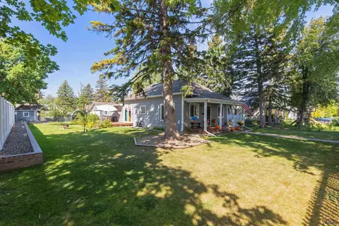 1417 Pine St, Sturgis, SD 57785