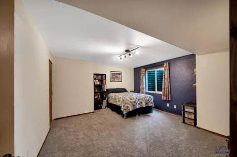 7219 Savannah Ln, Summerset, SD 57718 photo 21