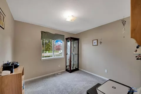 7219 Savannah Ln, Summerset, SD 57718 photo 16
