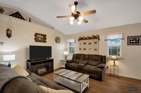 7219 Savannah Ln, Summerset, SD 57718 photo 7