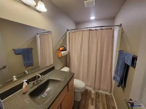 Bath - 1252 Juneau Dr, Box Elder, SD 57719 photo 2 of 2