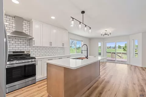 2215 Blue Bell Loop, Spearfish, SD 57783 photo 3