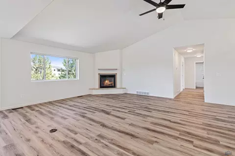 2215 Blue Bell Loop, Spearfish, SD 57783 photo 8