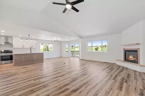 2215 Blue Bell Loop, Spearfish, SD 57783 photo 6