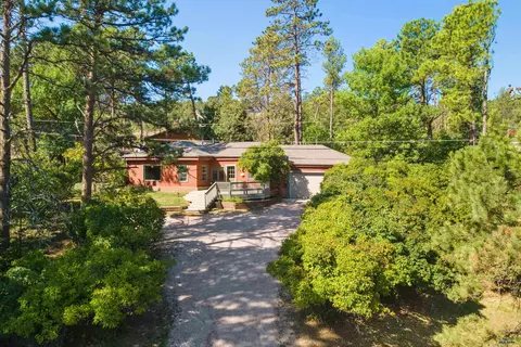 411 N Berry Pine Rd, Rapid City, SD 57702