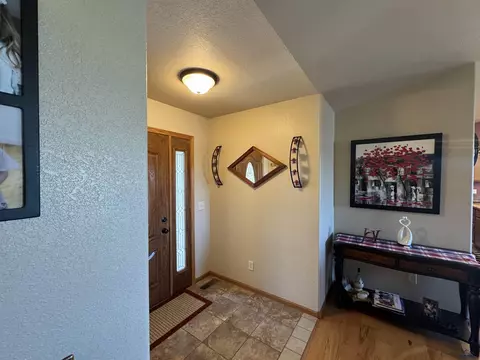 421 Enchanted Pines Dr, Rapid City, SD 57701 photo 2