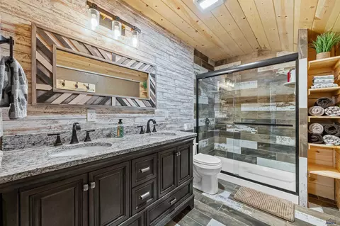 Bath - 11472 Gudat Rd #5 AC, Lead, SD 57754 photo 1 of 3