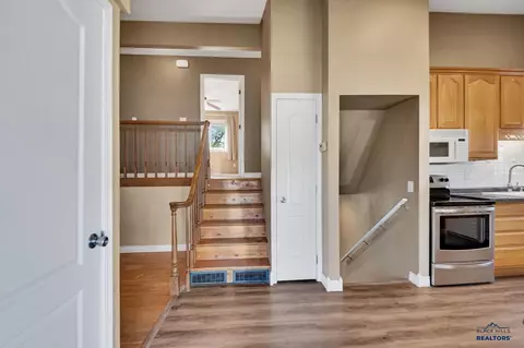 325 E Custer, Rapid City, SD 57701 photo 7