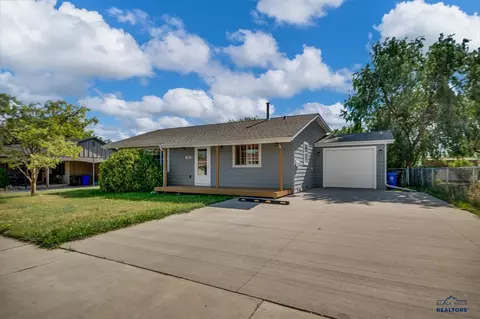 325 E Custer, Rapid City, SD 57701