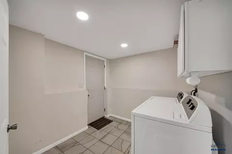 325 E Custer, Rapid City, SD 57701 photo 17