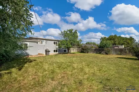 325 E Custer, Rapid City, SD 57701 photo 22