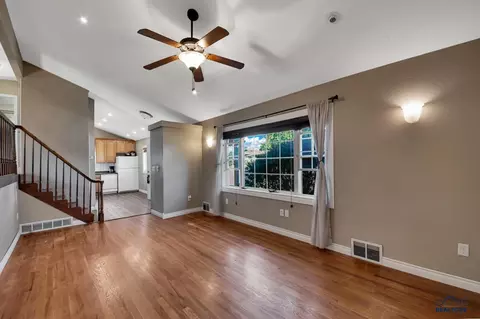 325 E Custer, Rapid City, SD 57701 photo 3