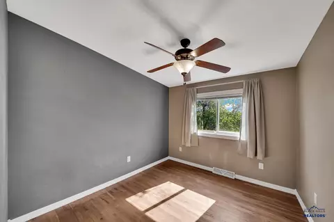 325 E Custer, Rapid City, SD 57701 photo 10