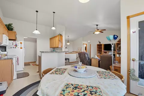 304 Freude Ln, Box Elder, SD 57719 photo 6