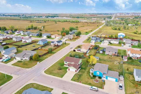 304 Freude Ln, Box Elder, SD 57719 photo 36