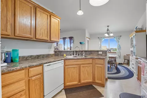 304 Freude Ln, Box Elder, SD 57719 photo 9