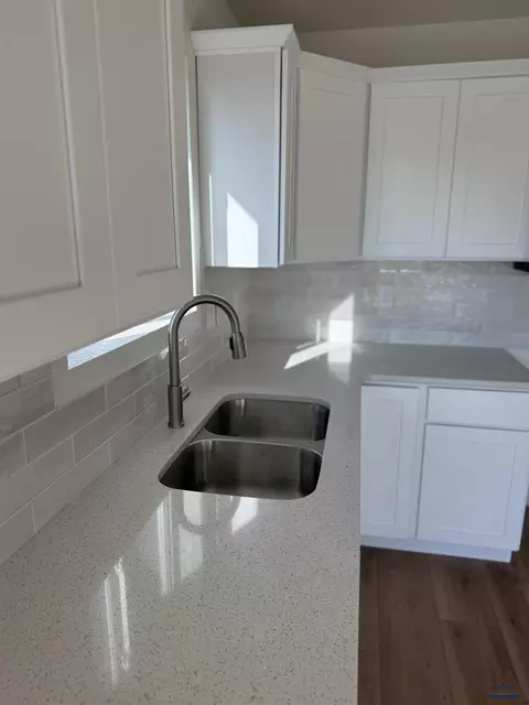 660 Eagle Ct, Box Elder, SD 57719 photo 3