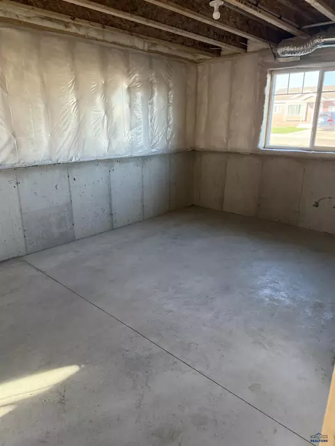 660 Eagle Ct, Box Elder, SD 57719 photo 31