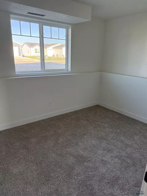 660 Eagle Ct, Box Elder, SD 57719 photo 11