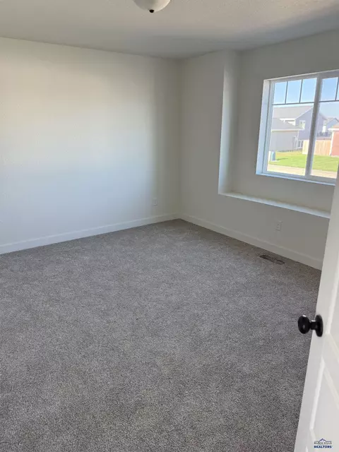 660 Eagle Ct, Box Elder, SD 57719 photo 17