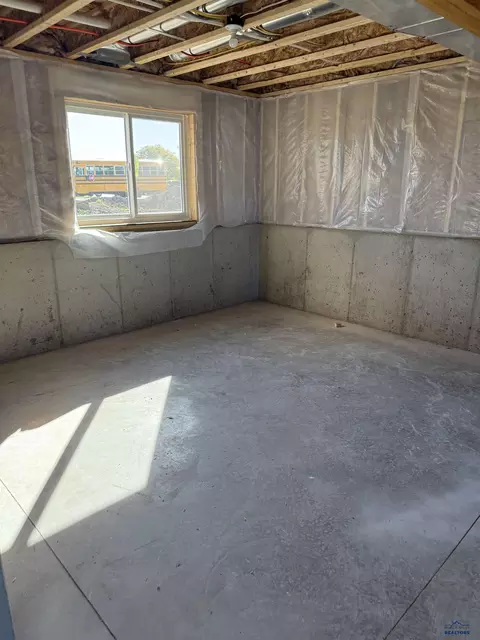 648 Eagle Ct, Box Elder, SD 57719 photo 16