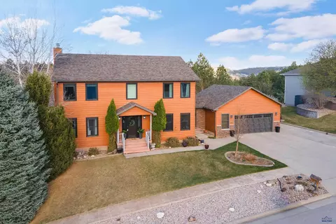4037 Valley West Dr, Rapid City, SD 57702