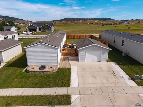 3049 Trailhead Loop, Sturgis, SD 57785