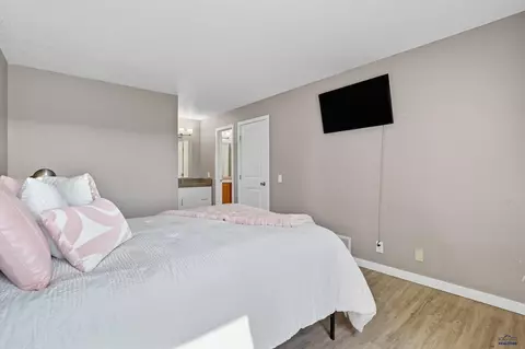 1263 Range View Cir, Rapid City, SD 57702 photo 16