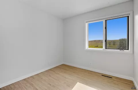 1263 Range View Cir, Rapid City, SD 57702 photo 19