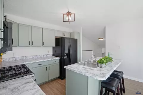1263 Range View Cir, Rapid City, SD 57702 photo 9