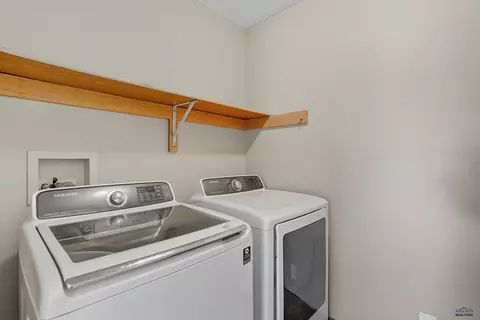 1263 Range View Cir, Rapid City, SD 57702 photo 32